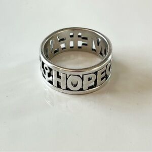 James Avery Retired “Faith Hope Love” Ring Size 9